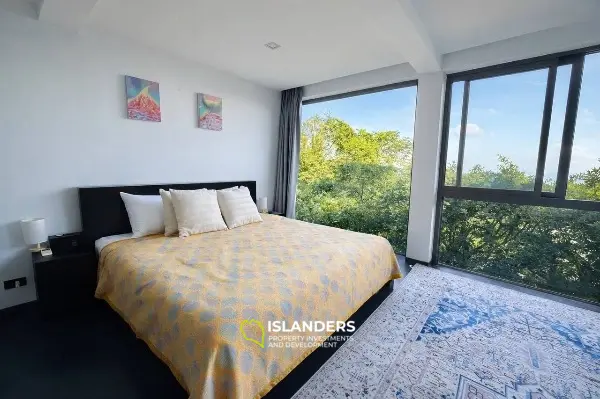 Luxury 4-bdrm pool villa with sea views on a hillside (Chaweng)