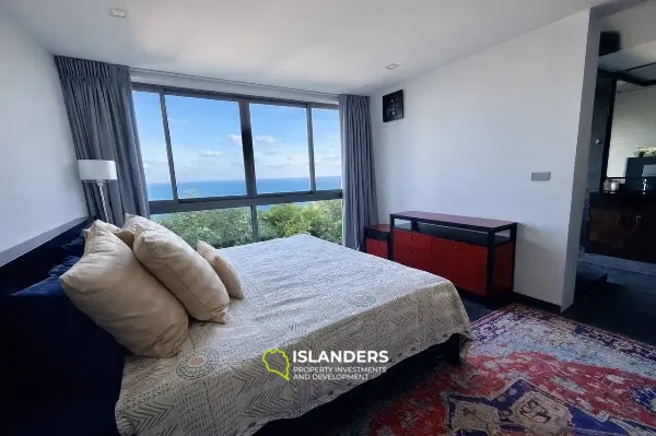 Luxury 4-bdrm pool villa with sea views on a hillside (Chaweng)