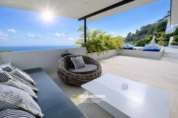 Luxury 4-bdrm pool villa with sea views on a hillside (Chaweng)