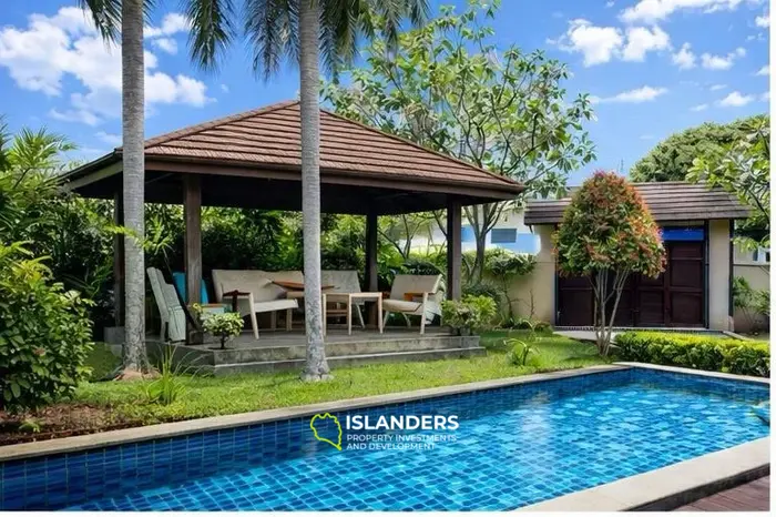 Balinese style 3 bdrm poo villa (Chaweng)